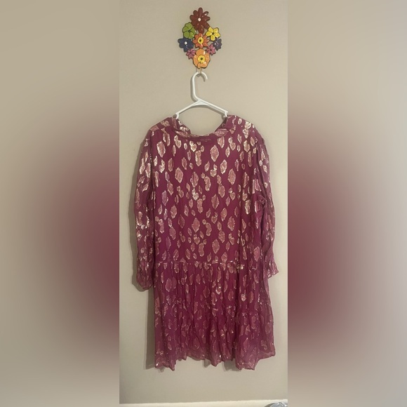 June and Vie, 2x, hot pink and metallic dreas - Picture 2 of 2